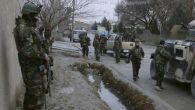 اشتباكات عنيفة بين طالبان والجيش الأفغاني في مزار شريف