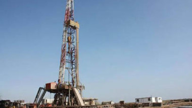 العراق ينعش ثروته النفطية باتفاق لحفر 131 بئرا جديدة