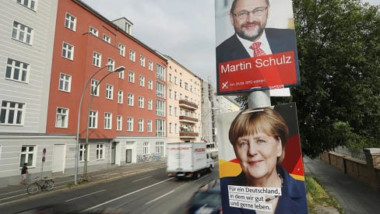 رؤساء أحزاب ألمانيا يلمعون” صورهم للفوز بمنصب المستشارية