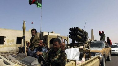 امدادات عسكرية لتضيق الخناق على داعش في ليبيا وانتقاد لاذع لرئيس حكومتها