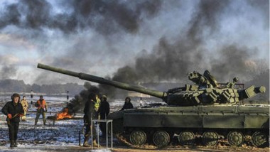 مجرمو حرب العراق يؤكدون تدهورهم الأخلاقي بشيطنة الروس في أوكرانيا