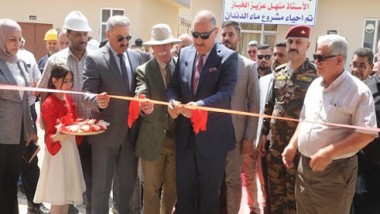 وزير الصناعة يفتتح مشروع ماء الدندان التابع لمصنع الألبسة الجاهزة في الموصل