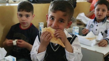 وزارة التربية تعلن عودة برنامج التغذية لمدارس المناطق الاشد فقرا في شباط